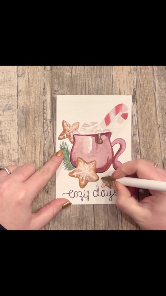 Ein Aquarell der winterlichen Kakaotasse - in Anlehnung an unsere gerade erschienene Applikationsvorlage und Plotterdatei. In diesem Sinne Cozy Days ihr Lieben und ein wunderbares Wochenende!
🍡🧋🫖☕️😋

#cozydays🍁🍂☕️ #cozyhome #cozydays #aquarellepainting #aquarell #aquarelle #aquarellpainting #watercolor #watercolour #winter #kakaotasse #kakao #heißeschokolade #zimtsterne #zuckerstange #cup #mug #becher #winterzauber #gemütlicheszuhause #creativelifehappylife #creativematerial #malerei #diy #diyweihnachten #weihnachtskarten #weihnachtskartenselbermachen #christmas #christmascards